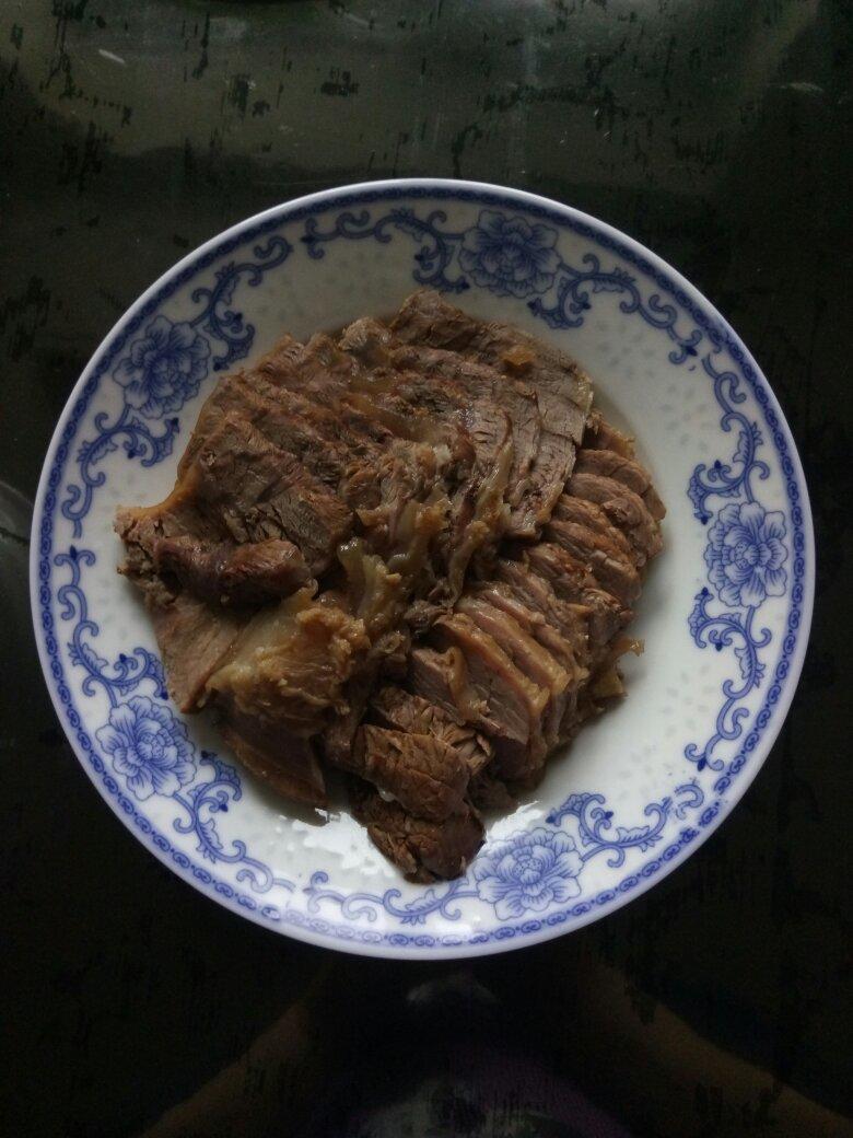 酱牛腱子