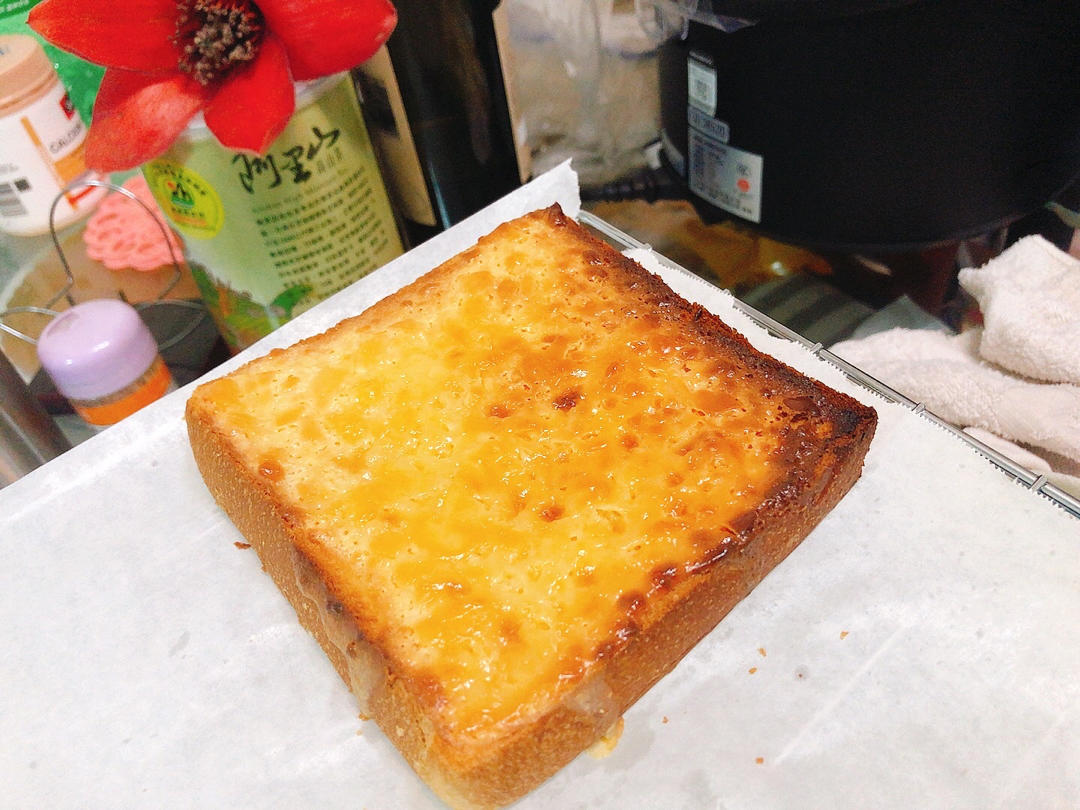 零失败快手岩烧乳酪(熔岩吐司)十分钟网红早餐，好吃哭