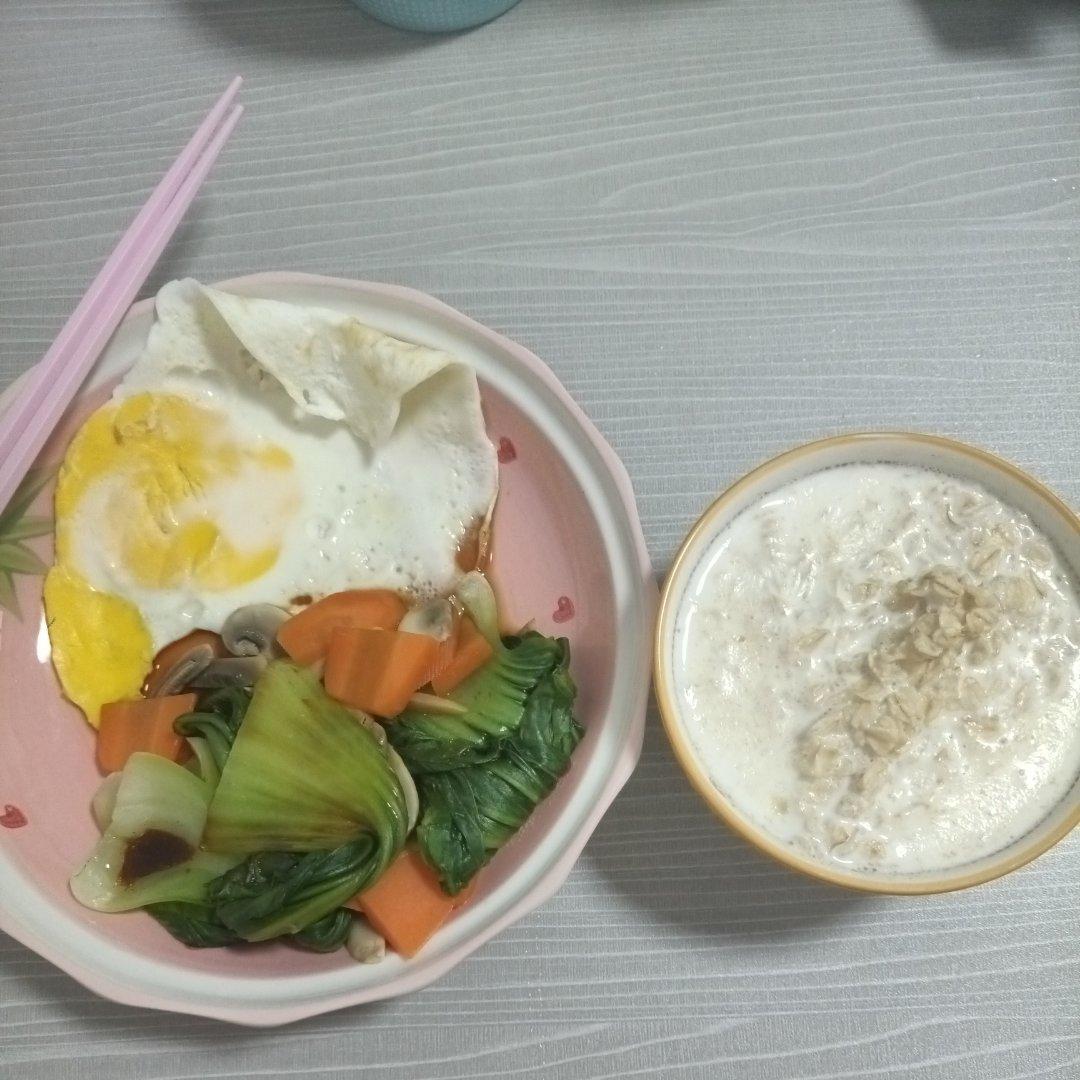 快手彩色油菜+无油煎蛋