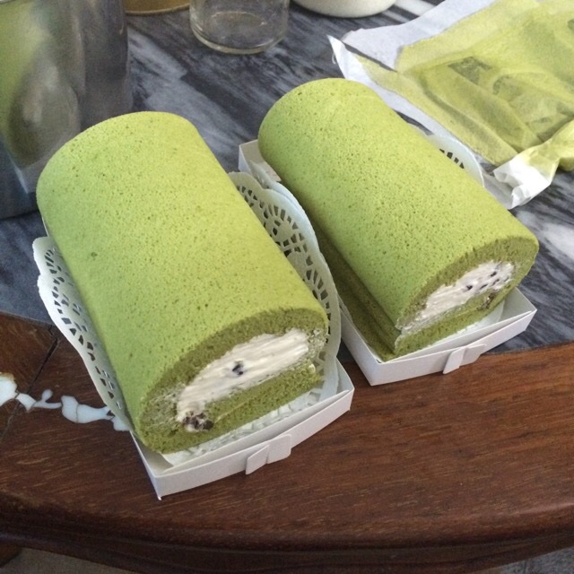 抹茶戚风蛋糕卷