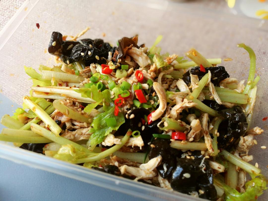 减脂健身｜凉拌手撕鸡丝（香辣&麻油版）