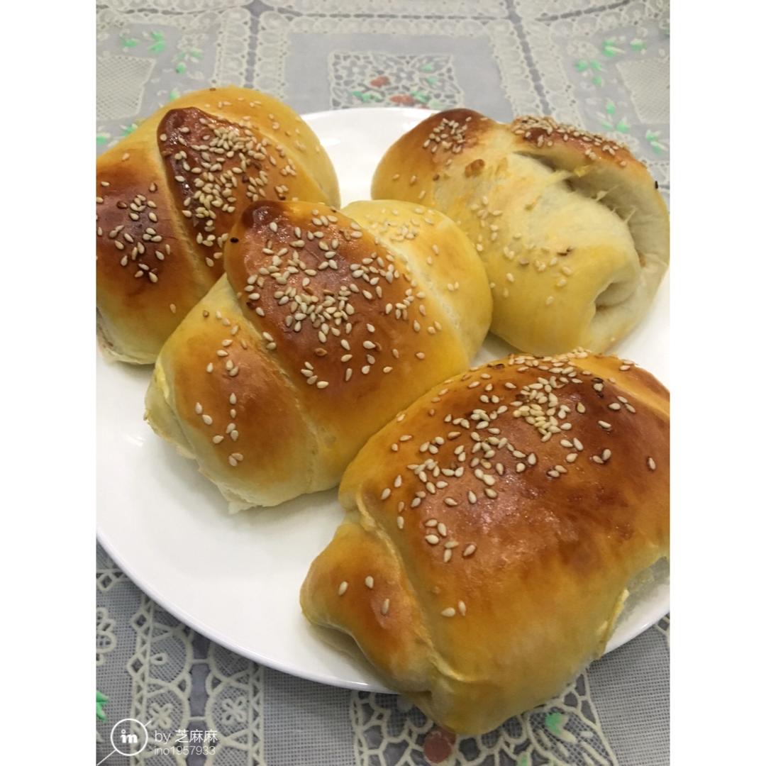 黄油面包卷