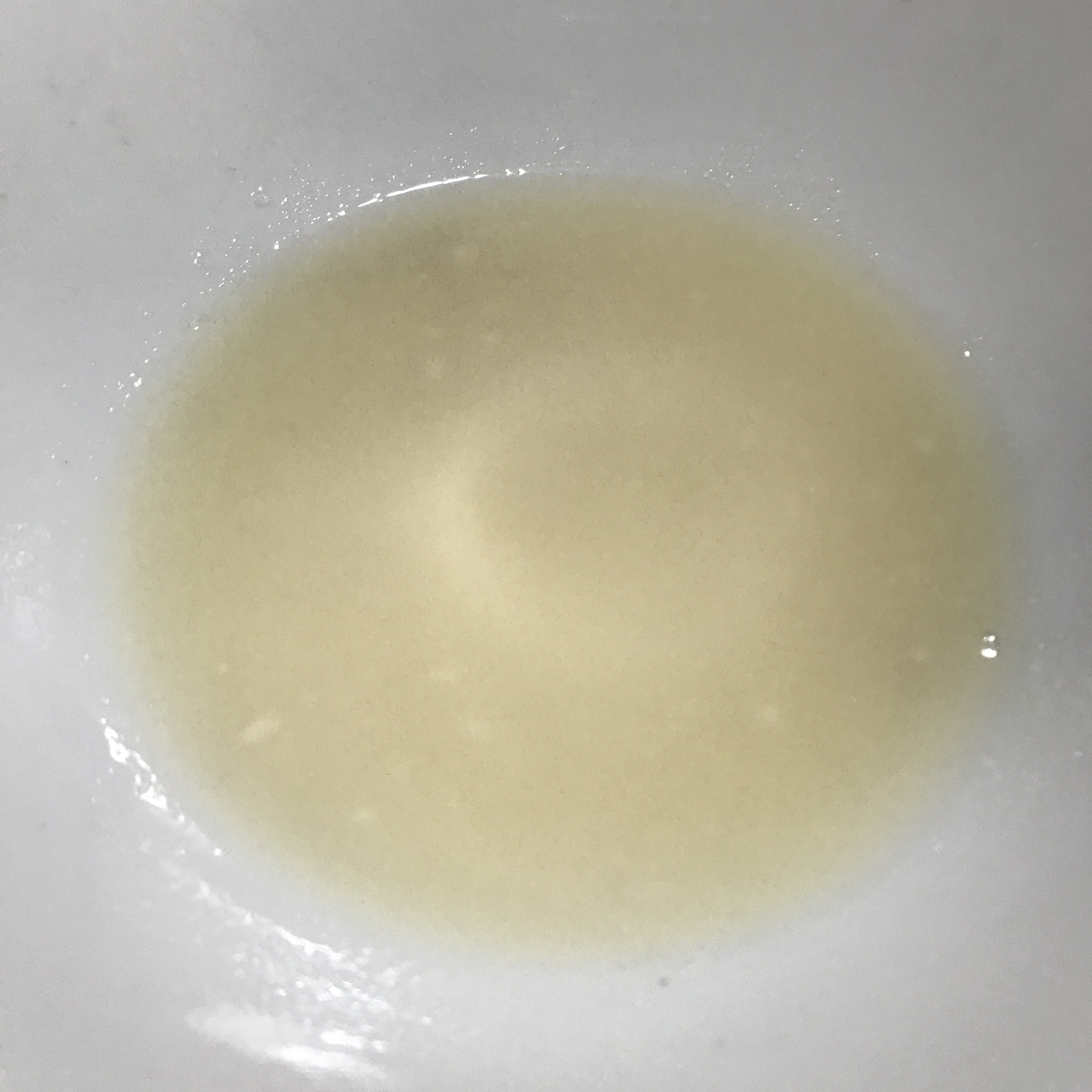 奶油栗蓉烫面蛋黄酥(无需手套膜)的做法 步骤2