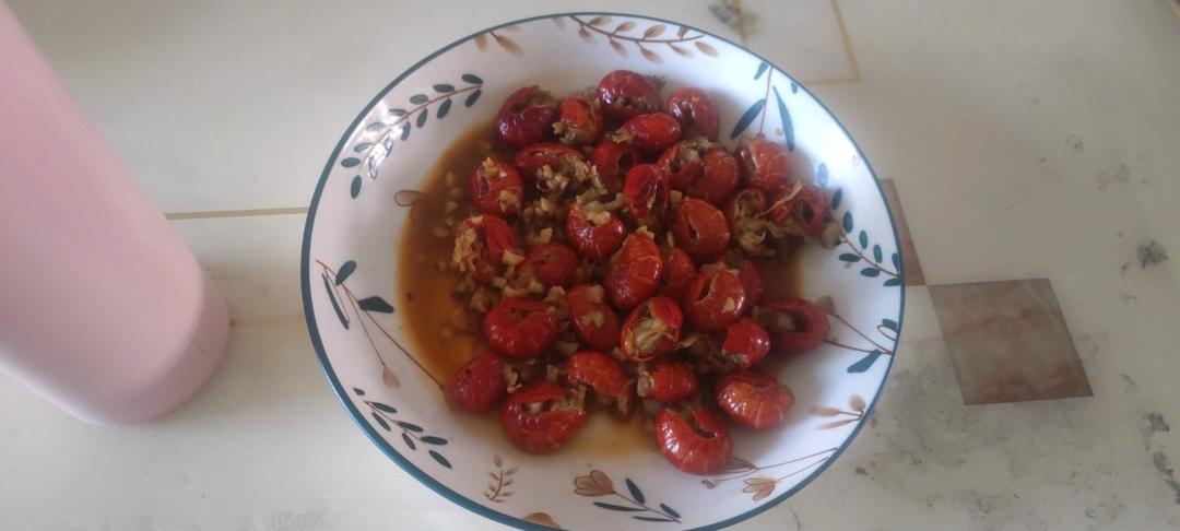 蒜蓉龙虾尾，好吃到吮手指！
