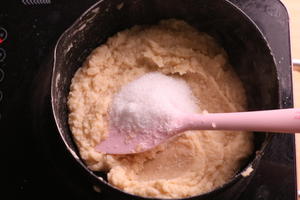 网红仙豆糕丨一个平底锅就能搞定的爆浆紫薯仙豆糕的做法 步骤5