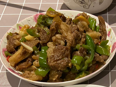 小炒黄牛肉