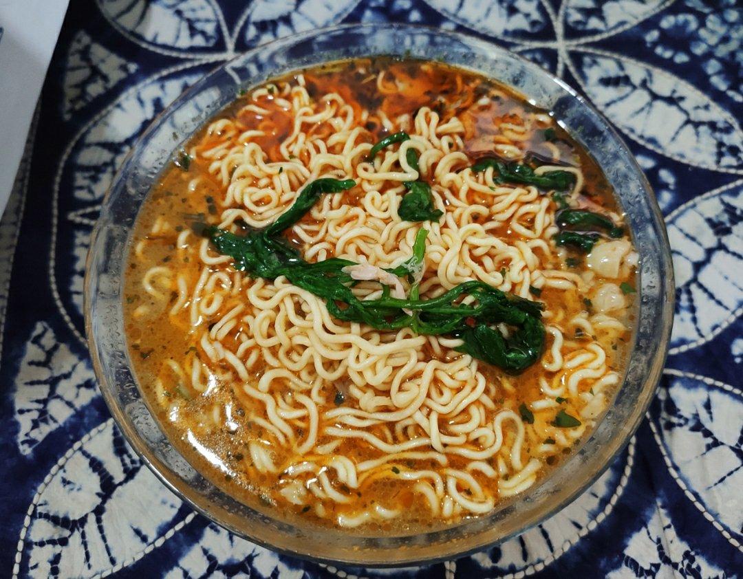 深夜鸡汤泡面
