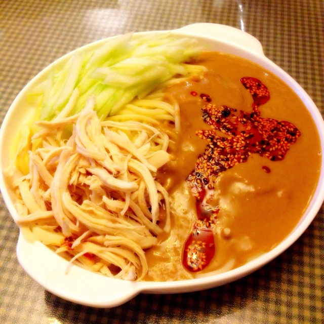 麻酱鸡丝凉面
