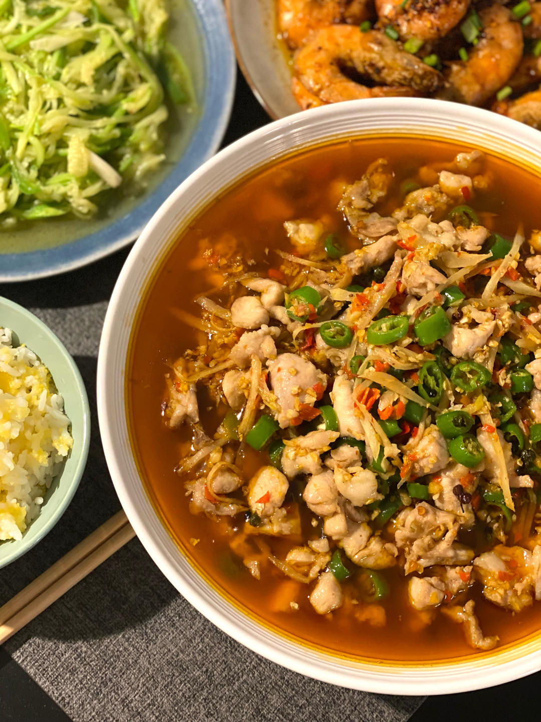 厨师长教你：自贡名菜“鲜锅兔”的家常做法，味道很赞先收藏起来