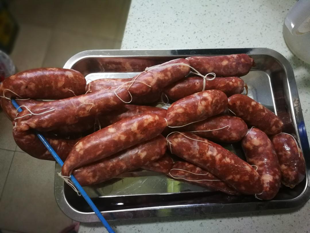 自制黑椒风味脆皮肠--多图详解手工灌肠