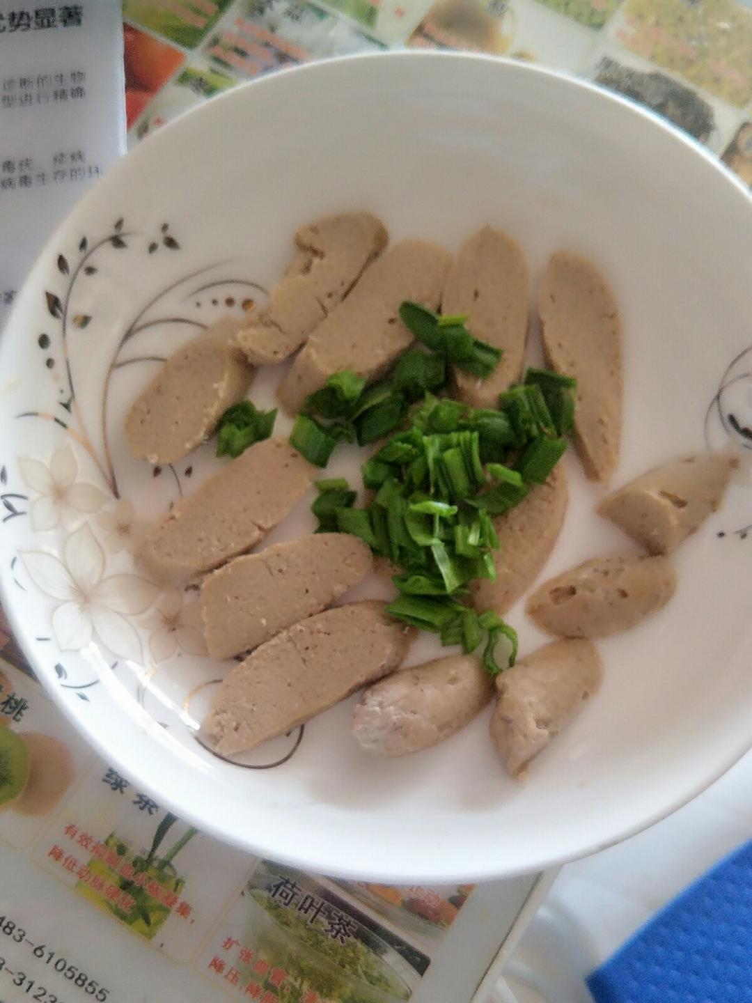 吉祥三宝做的宝宝最爱零食——自制火腿肠