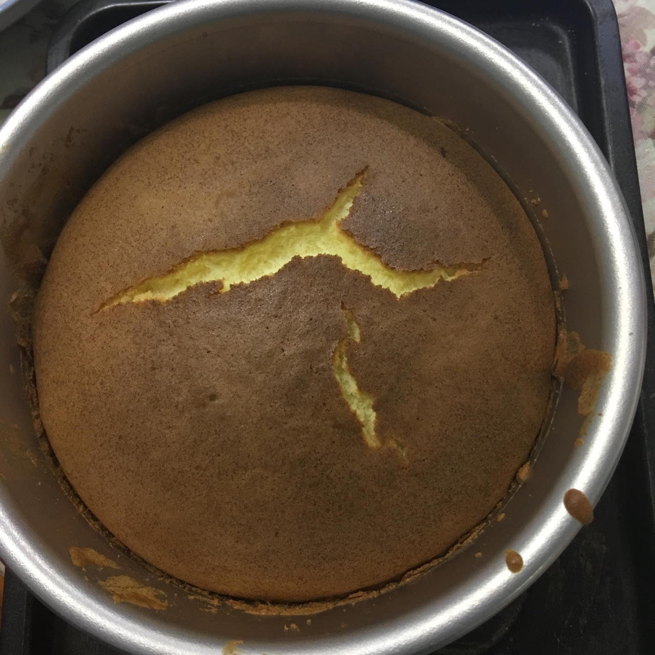 烤箱做蛋糕（戚风蛋糕的做法）