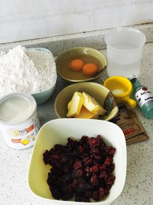 蔓越莓炼乳土司的做法 步骤1