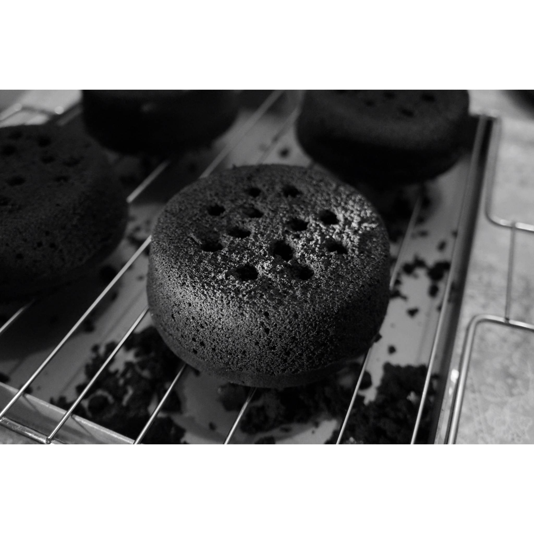 爆红网络的煤球蛋糕~戚风版