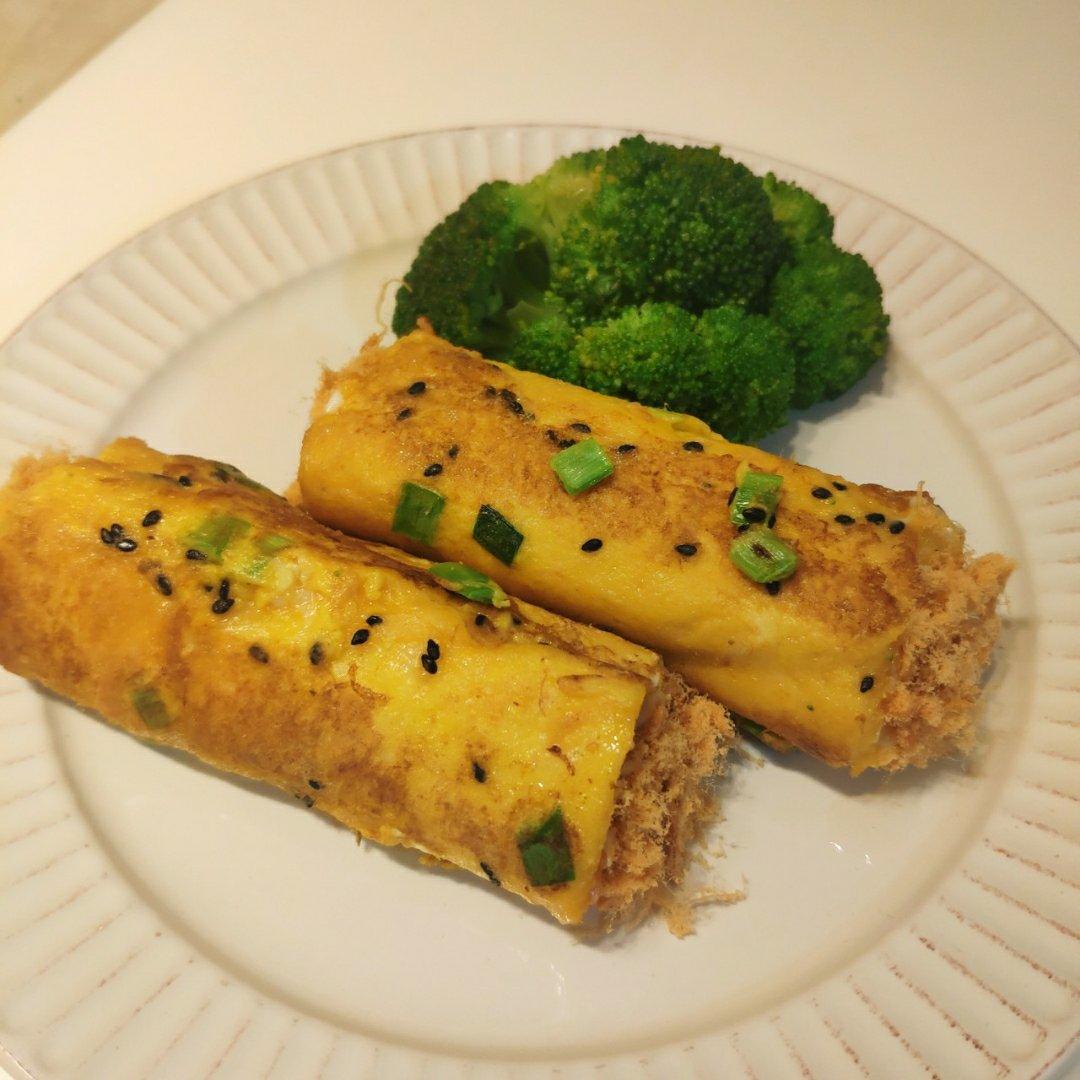 平底锅版～爆好吃的肉松吐司卷
