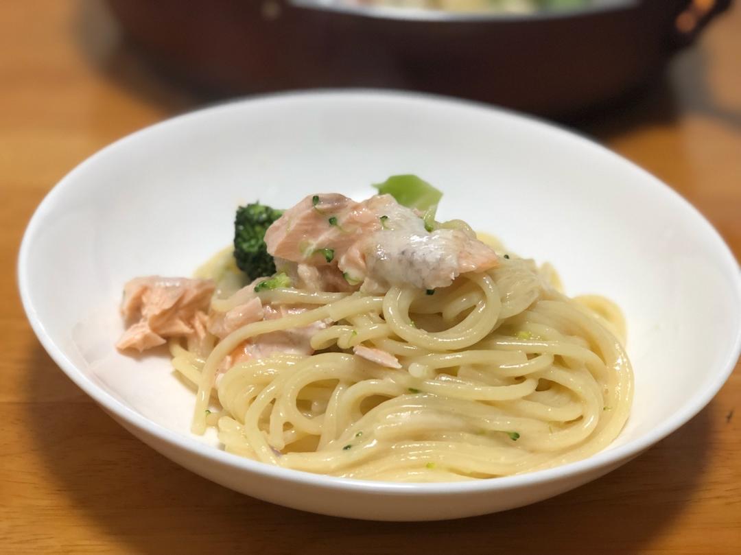 三文鱼意面