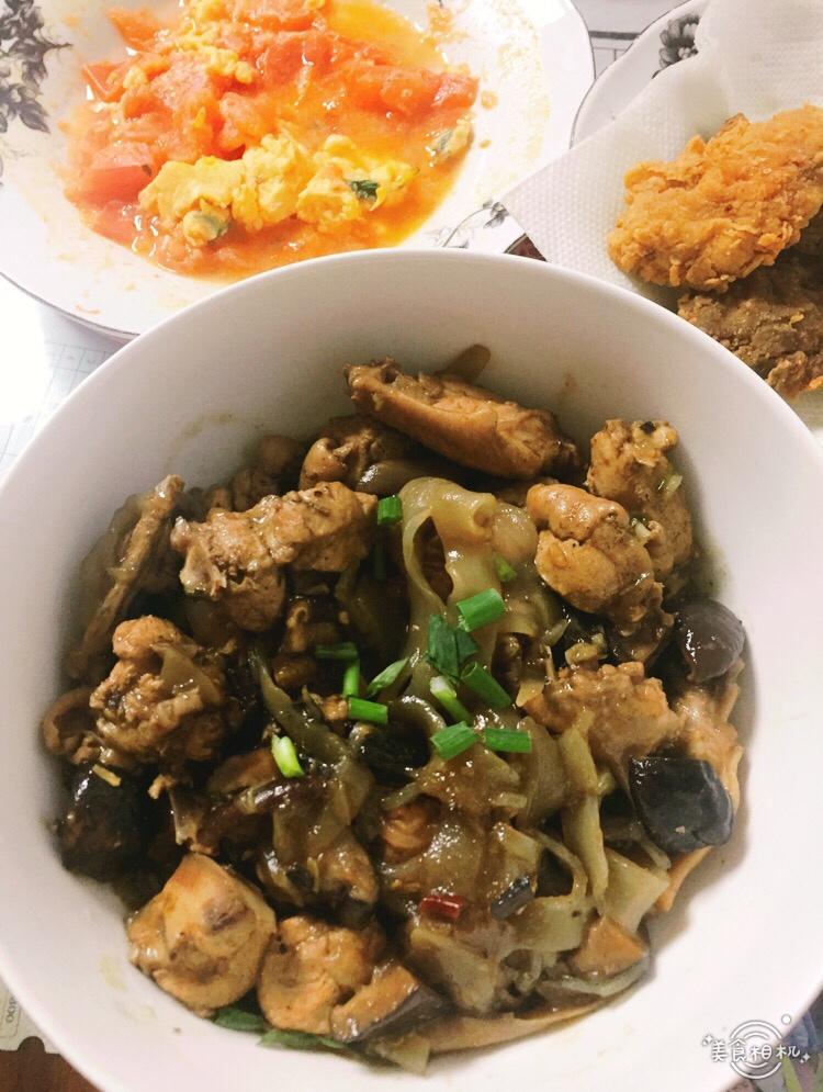 小鸡蘑菇炖粉条