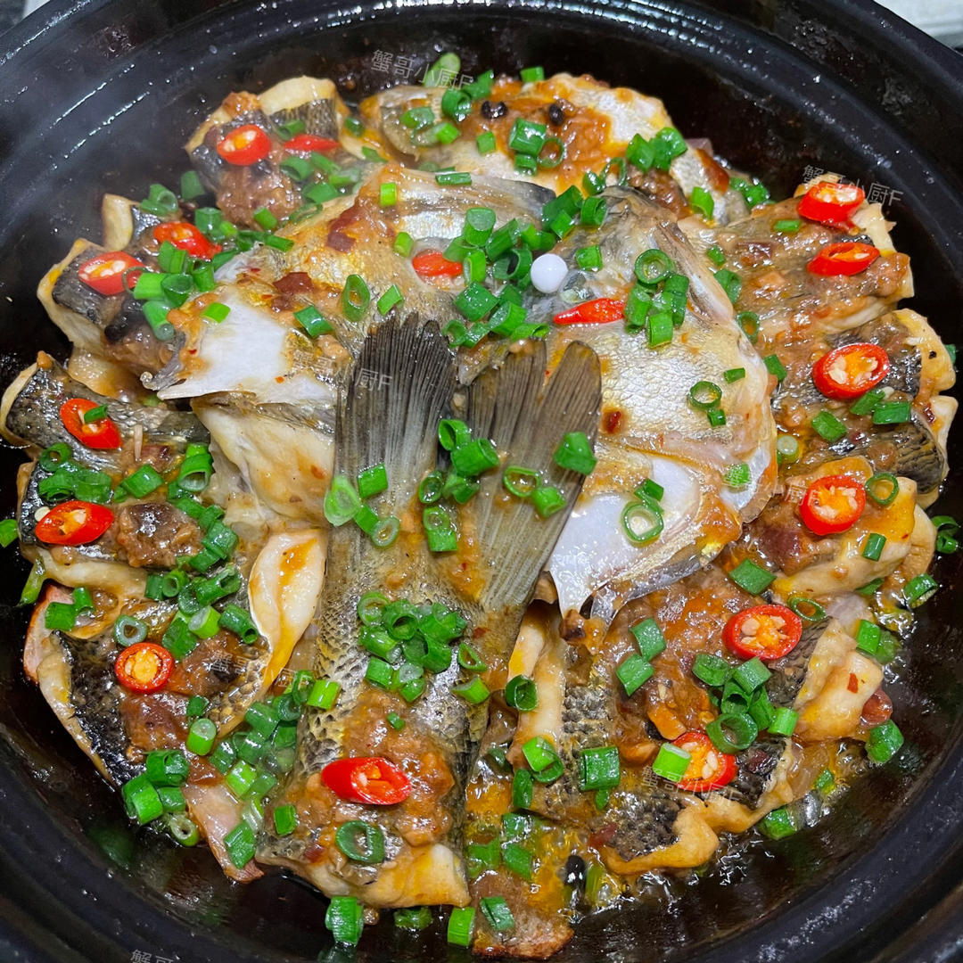 ㊙️啫啫海鲈鱼，超级好吃，一点腥味都没有，肉质鲜嫩入味