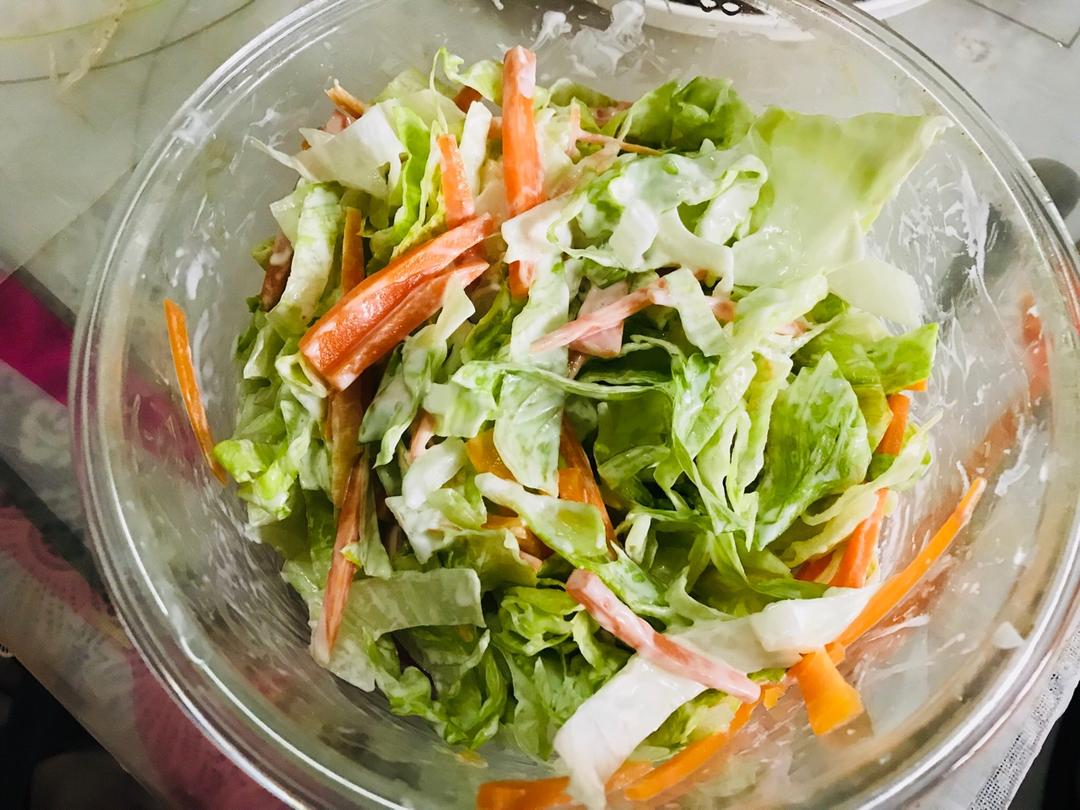 铁拳无敌做的菜丝沙拉(肯德基蔬菜沙拉的味道)