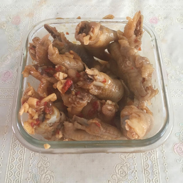 酸辣鸡脚๑