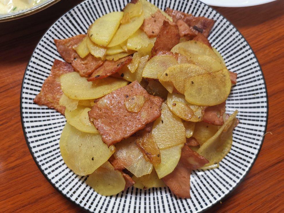㊙️好吃到多吃一碗饭的👍🏻［孜然培根土豆片］