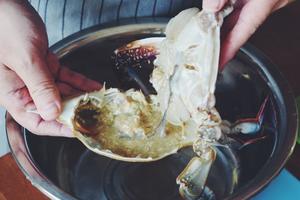 土豪吃螃蟹，炖汤｜小羽私厨的做法 步骤3