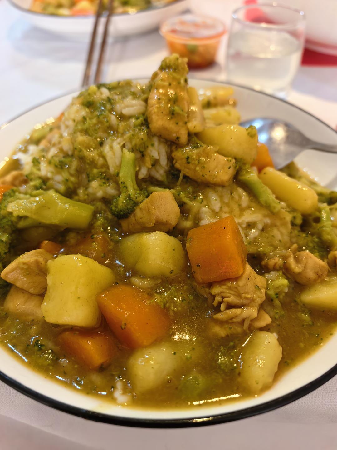 零失败日式咖喱鸡肉饭！！最正宗日本家庭做法！简单又好吃！