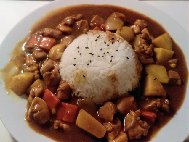 零失败日式咖喱鸡肉饭！！最正宗日本家庭做法！简单又好吃！