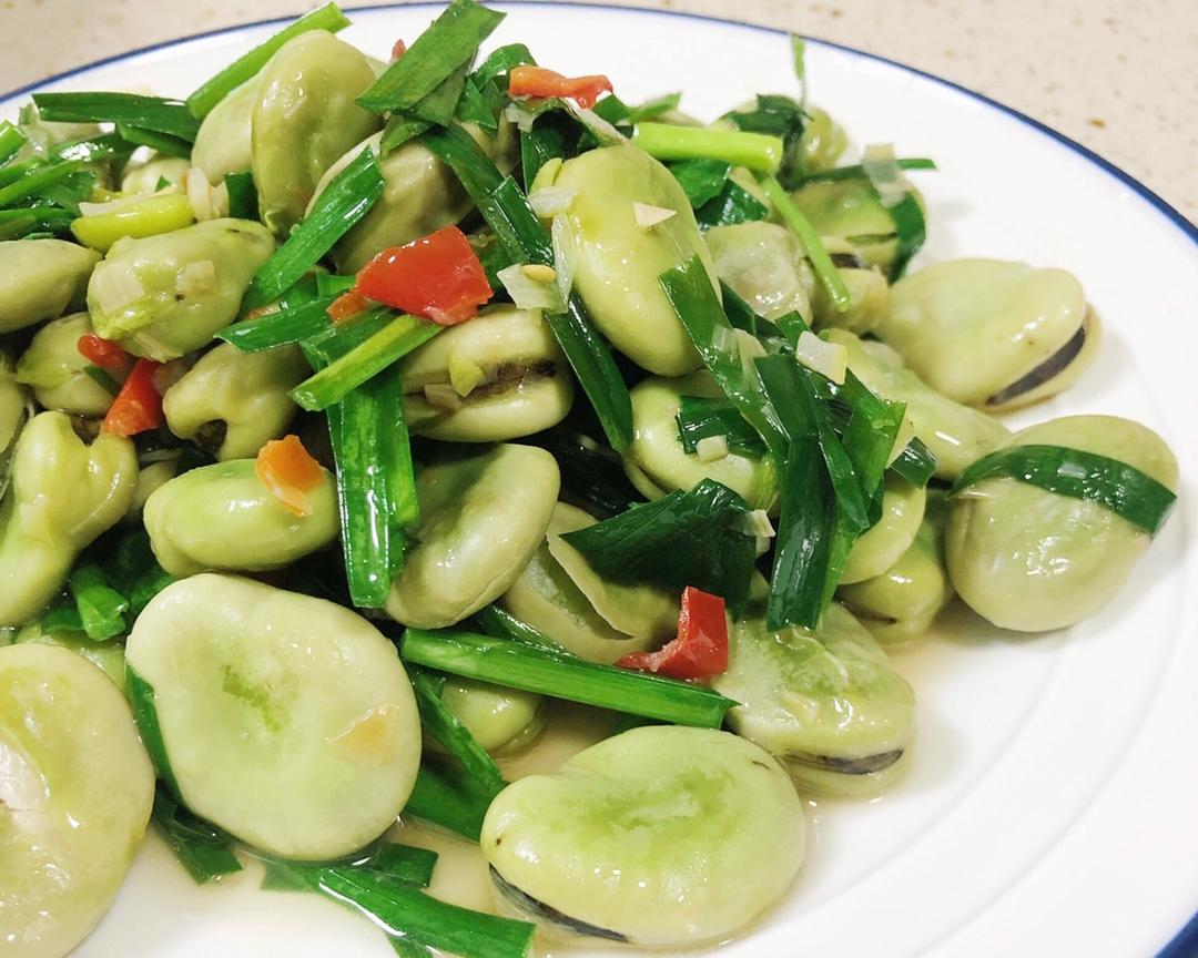 韭菜炒蚕豆