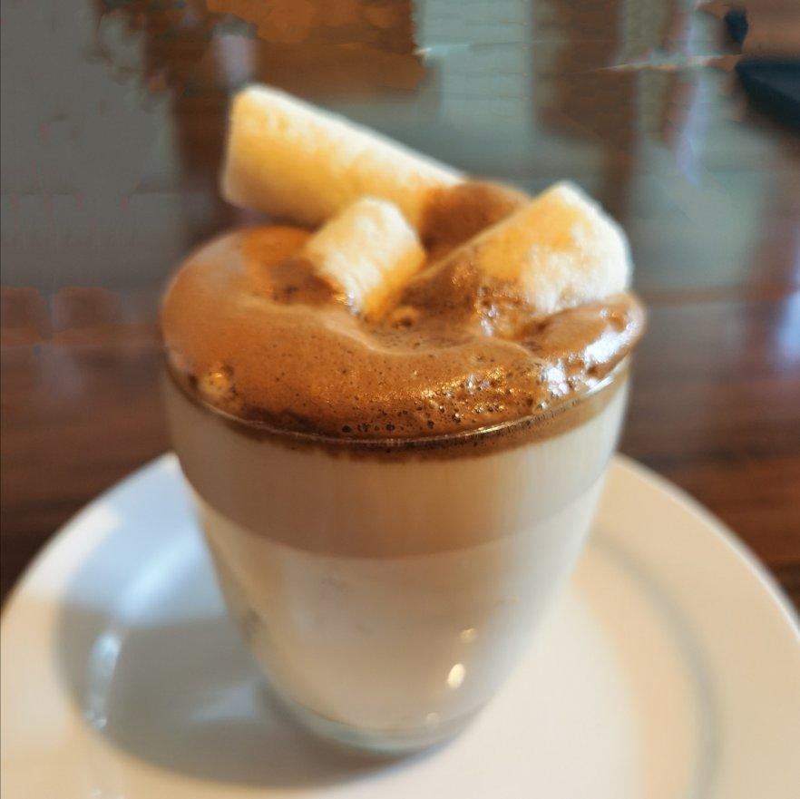 最近超火的泡沫咖啡奶盖☕️又名“4000次咖啡”