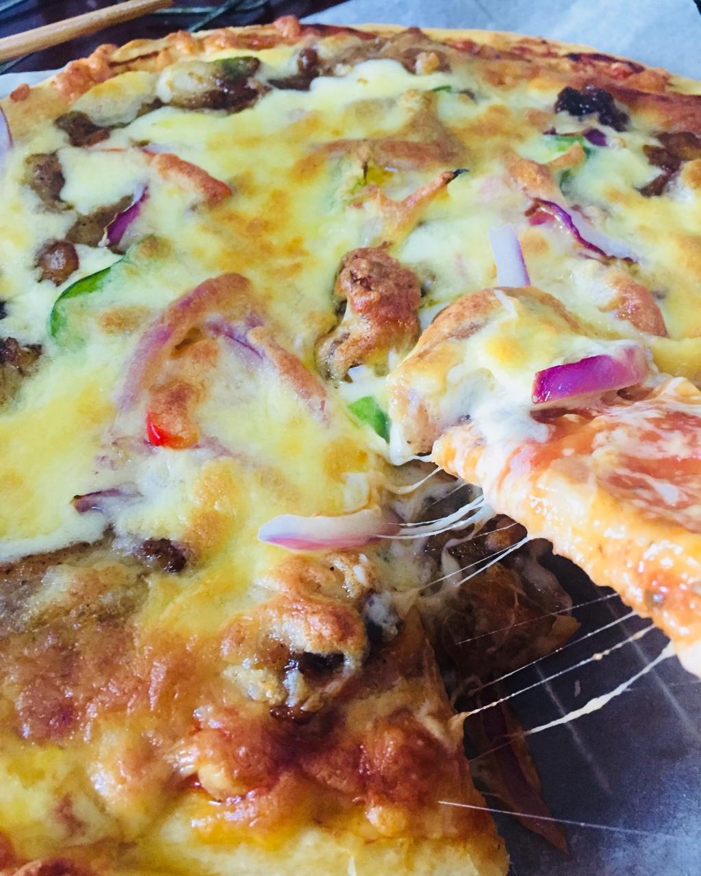 8寸纯手工什锦披萨