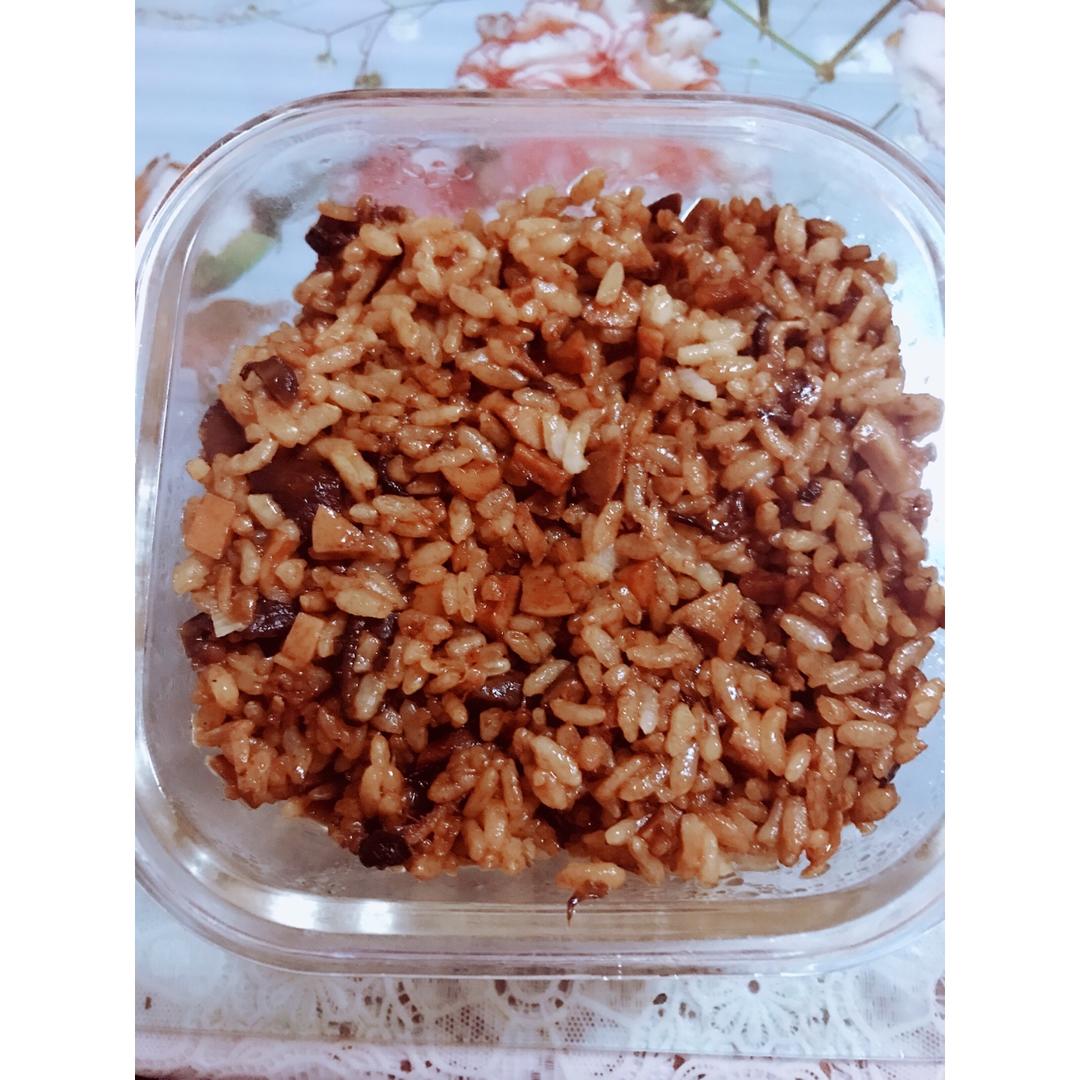 香菇肉丁油饭
