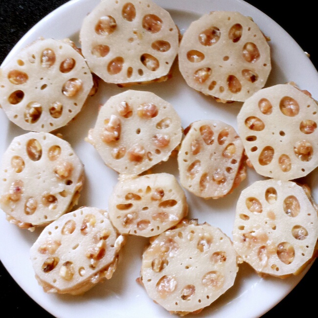 大耳儿朵有福做的蒸藕夹