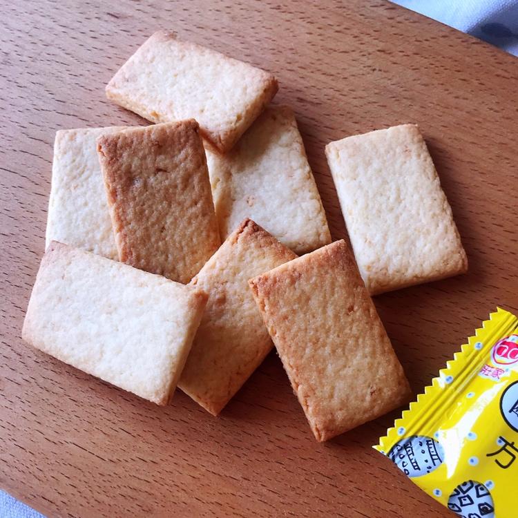 咸蛋黄肉松牛轧酥
