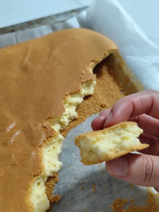 烤箱做蛋糕（戚风蛋糕的做法）