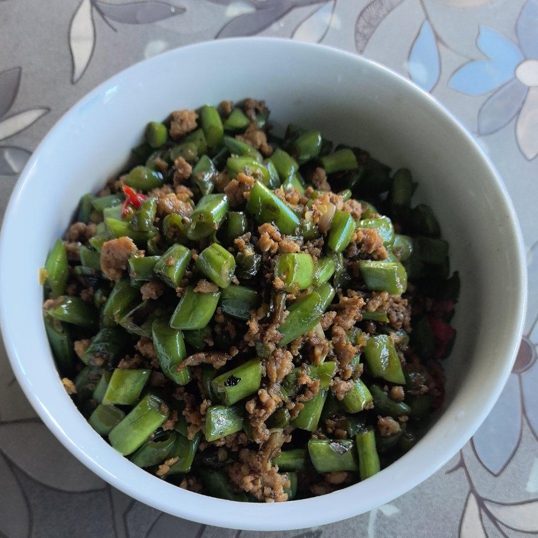 肉沫豆角下饭菜