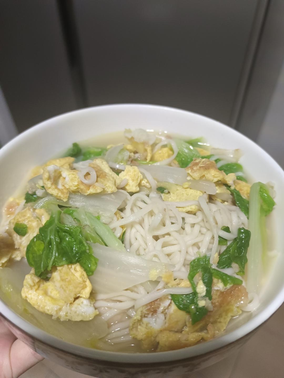白菜鸡蛋汤面