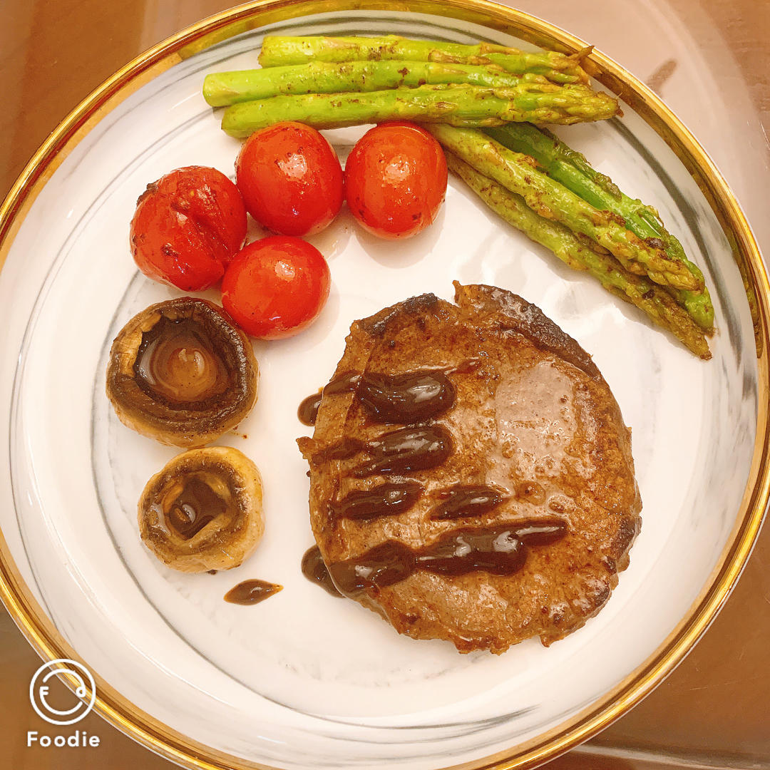 吃出西餐厅的感觉--黑椒牛排意面配什蔬