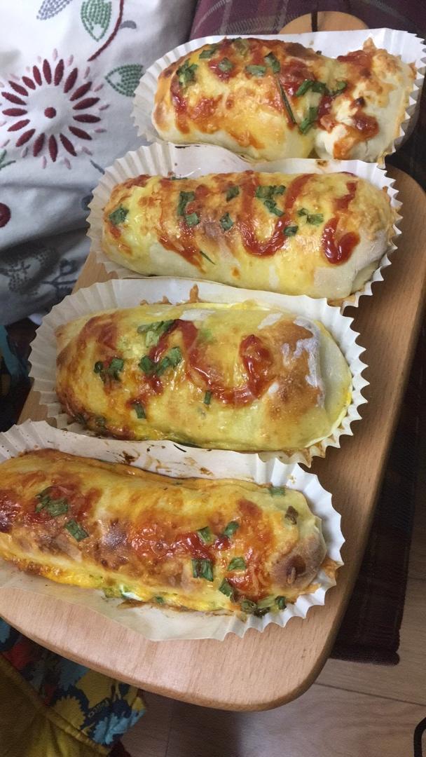 肉松培根面包