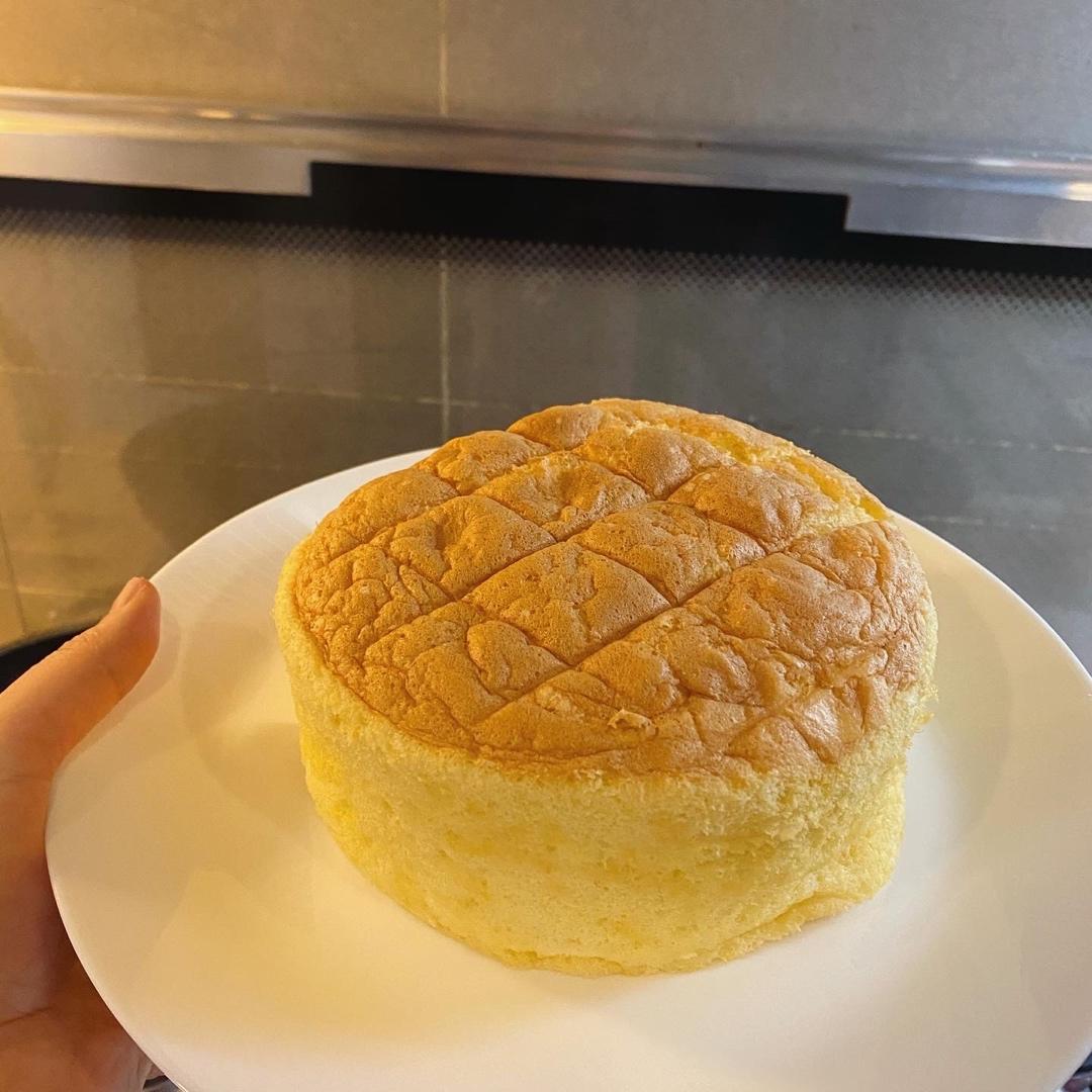 吹弹可破的椰浆蛋糕