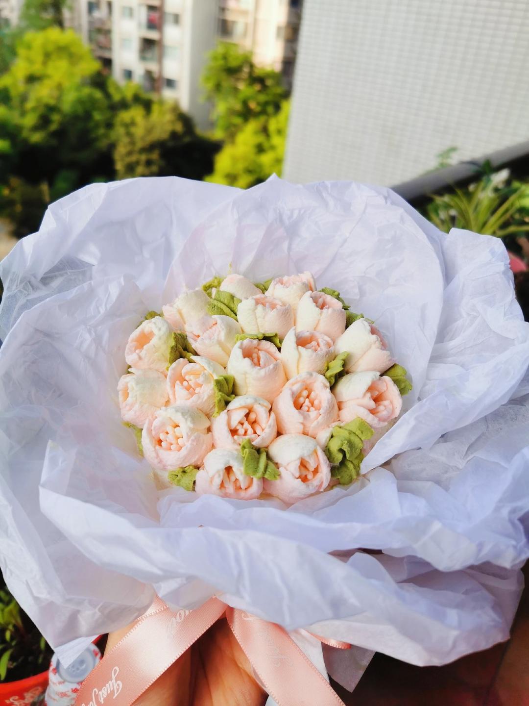 俄罗斯花嘴裱花蛋糕