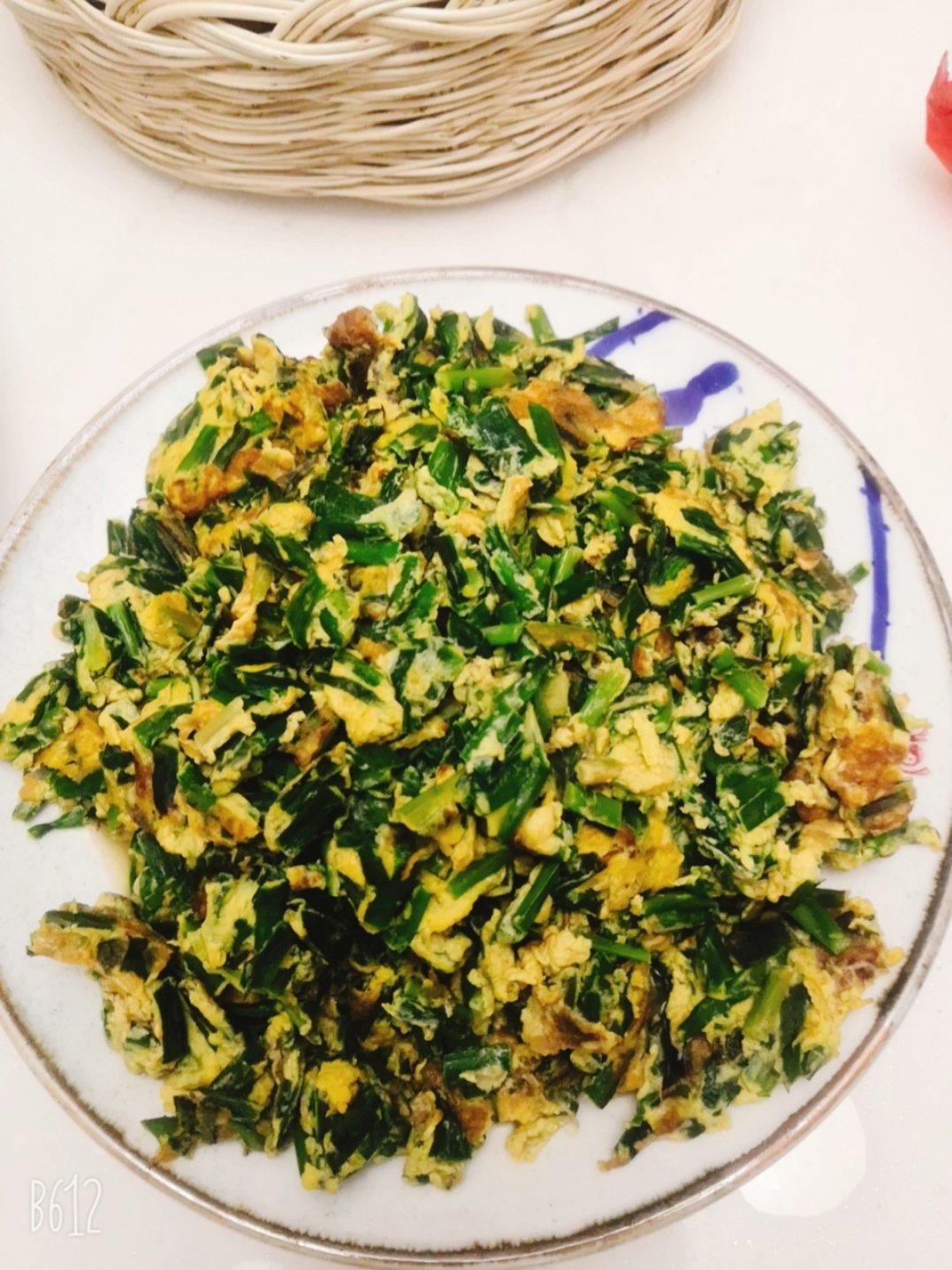 〈韭菜炒鸡蛋〉，超级家常菜🥢，欣小厨 😉