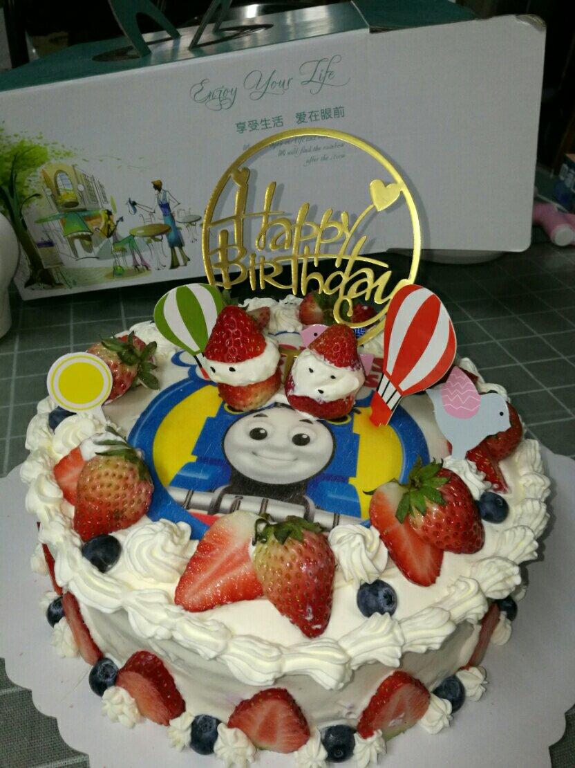 如何给你的美味蛋糕装饰（水果篇）