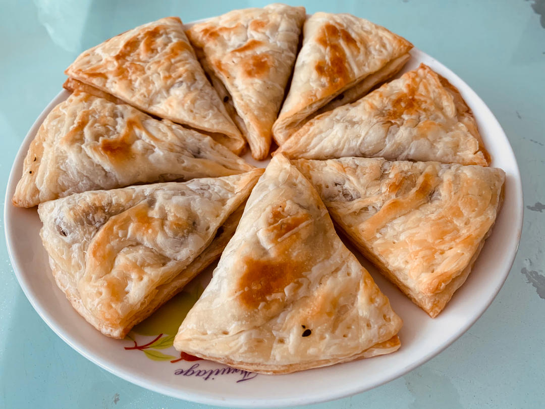 万能的手抓饼系列～芒果派