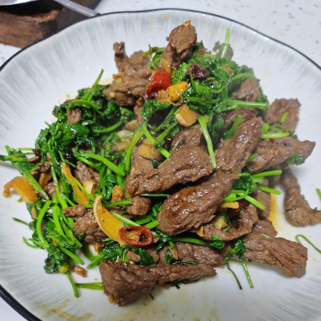 香菜牛肉