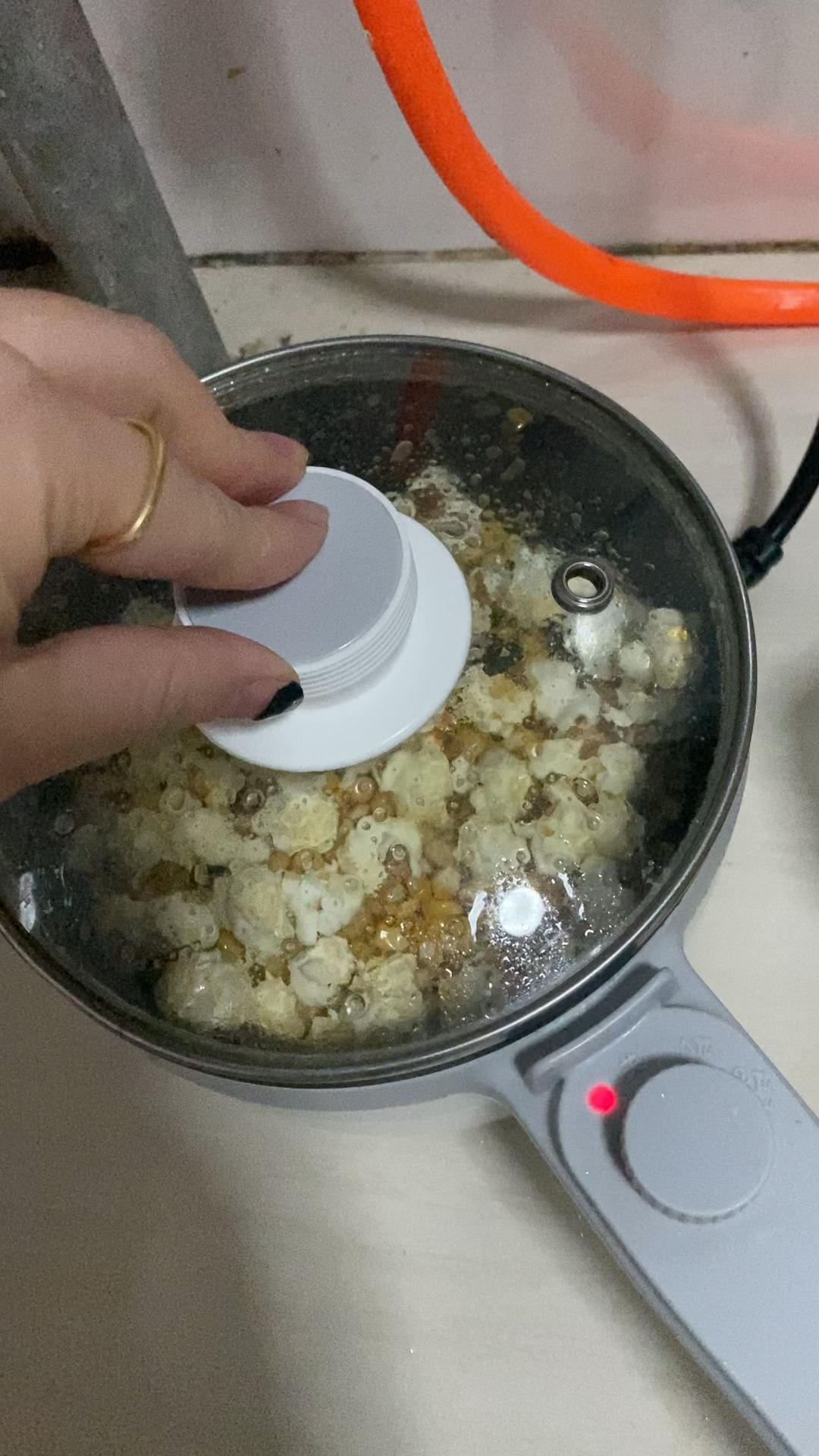 一招搞定小朋友的黄油焦糖爆米花，简单又好吃