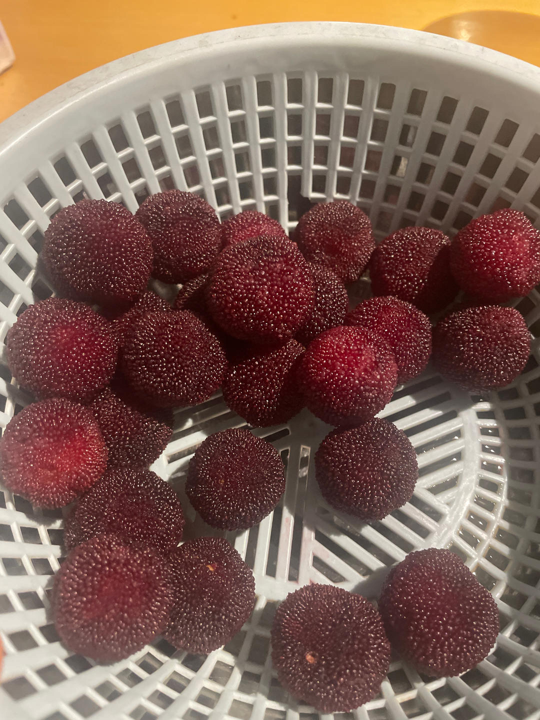 杨梅酱//简单美食的做法