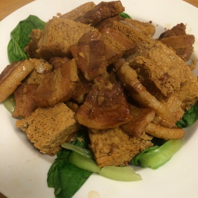 冻豆腐红烧肉