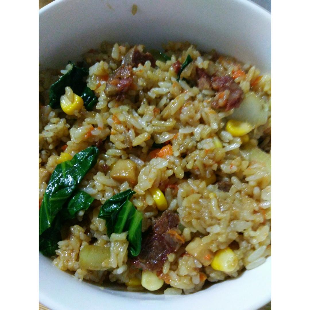 香肠土豆闷饭