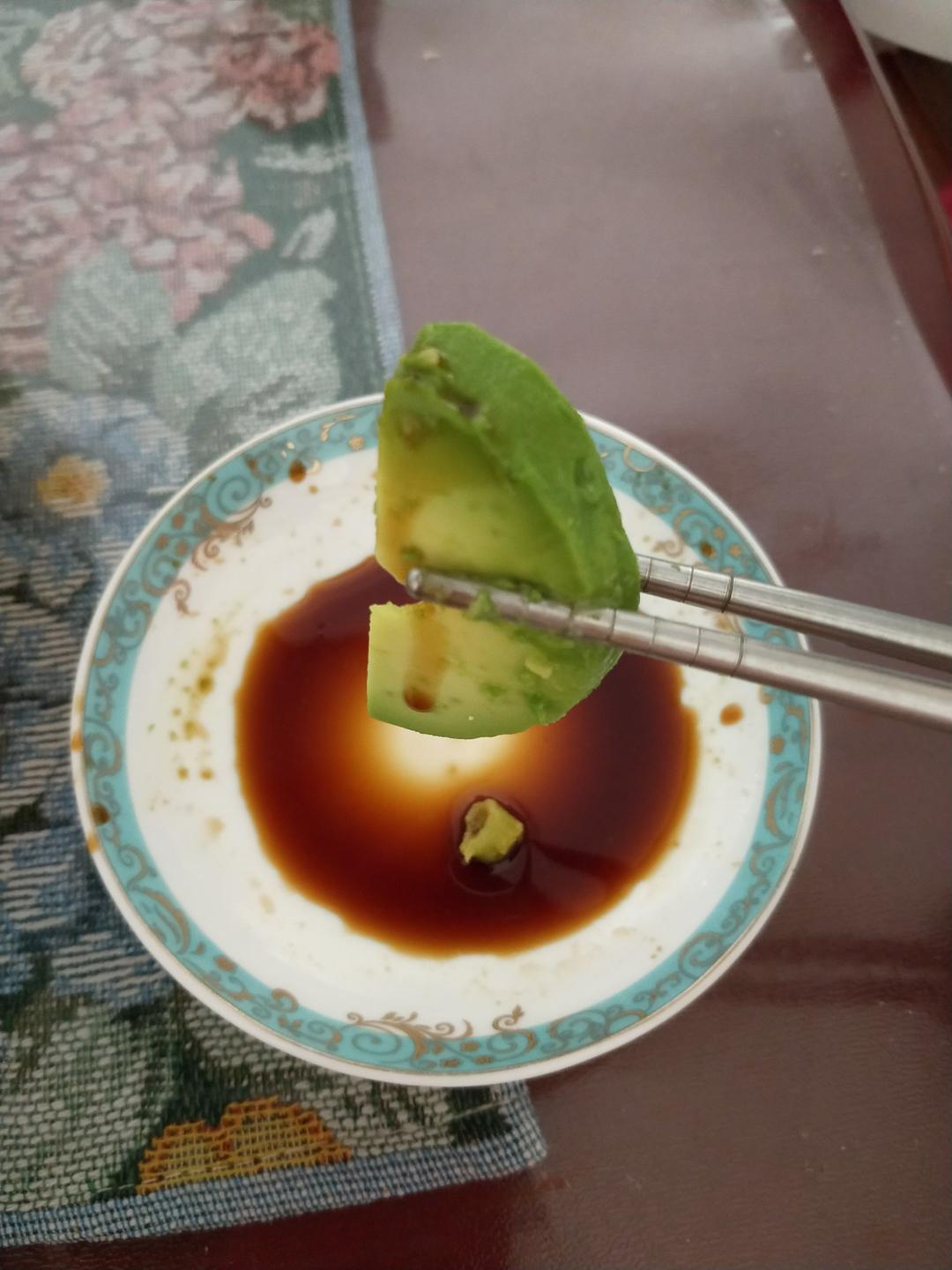 牛油果刺身